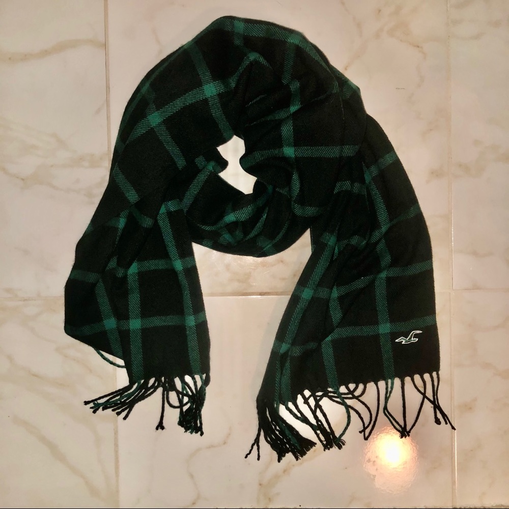 Black and Green Plaid Scarf